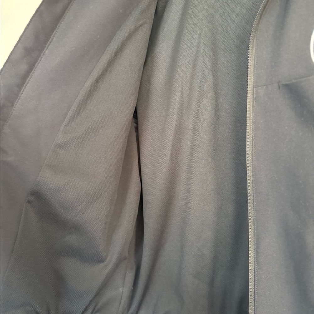 Fabletics Black Men Windbreaker Jacket - image 6
